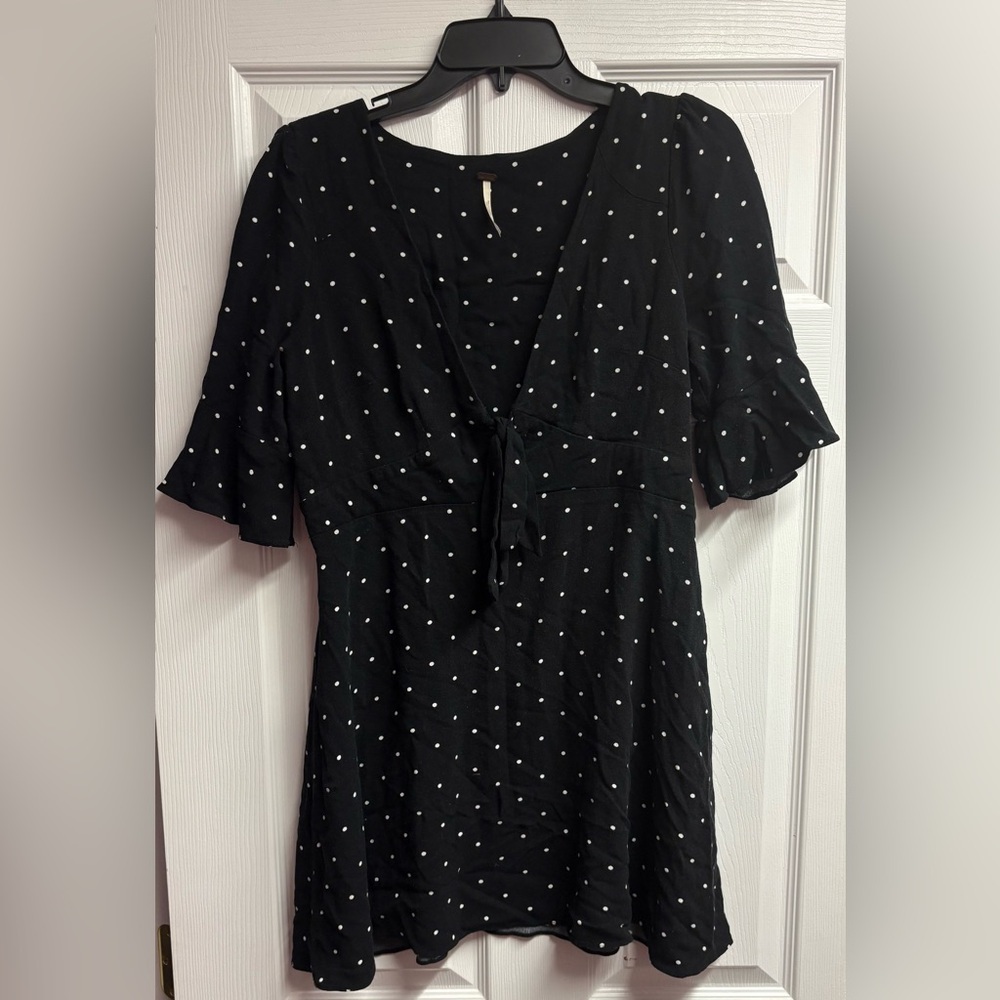 *SOLD*Free People “All Yours” Polka Dot W/ Tie Front Mini Dress Size 12 - Picture 3 of 5